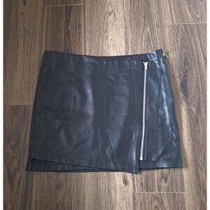 💙 Lulu's Faux Leather Mini Skirt Size M80's Sexy Goth